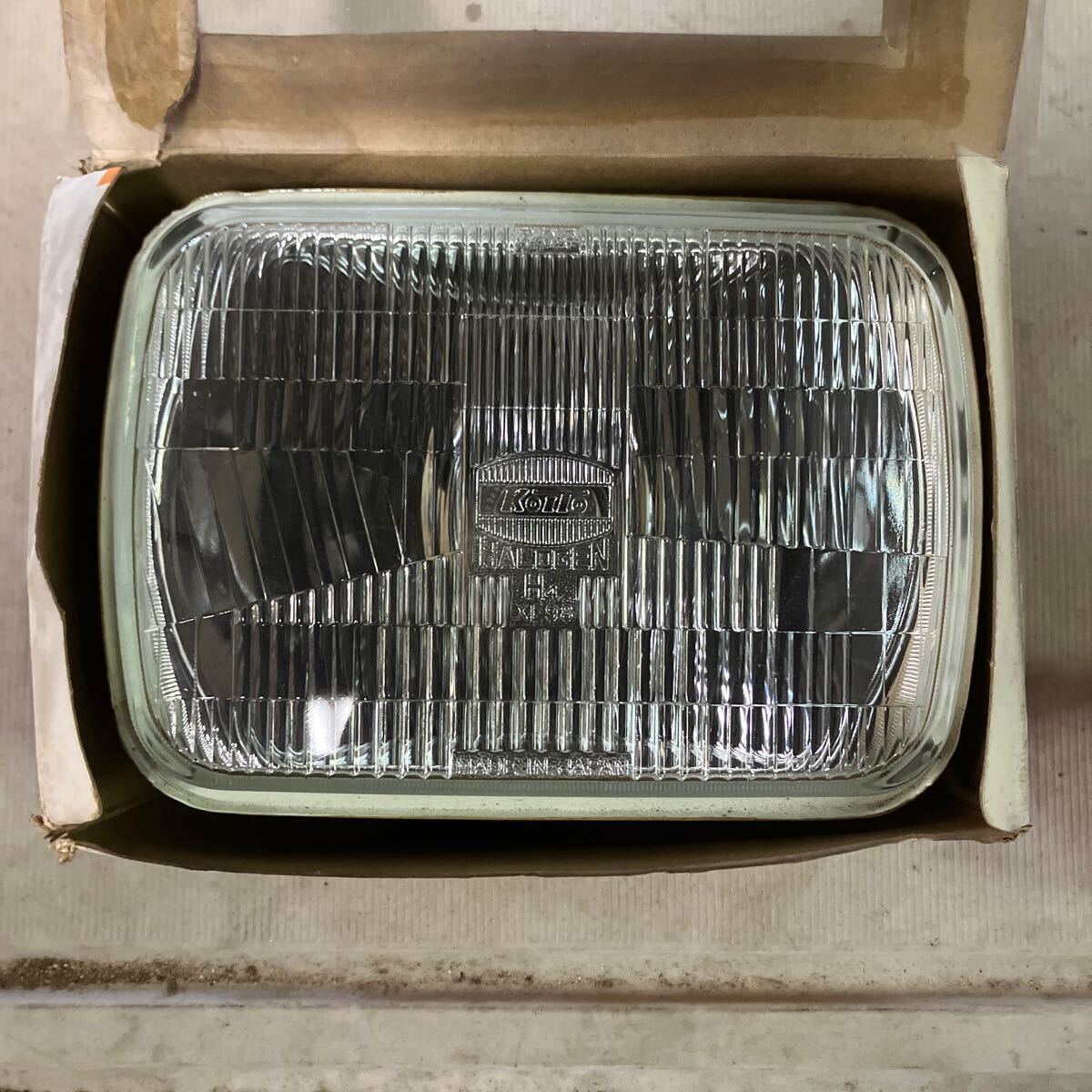 小糸製作所【New】 2HRSSB-24WP 小糸製作所 KOITO 角2灯 ハロゲン 24V75/70W H4 新品未使用品拍卖