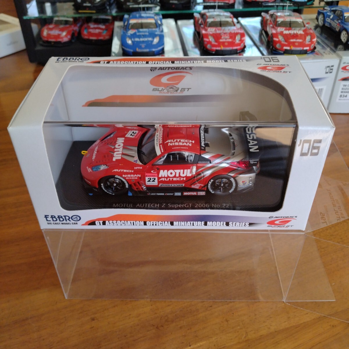 エブロ EBBRO 1/43 795 MOTUL AUTECH Z SUPER GT500 No.22 SILVER/RED モチュール オーテック 保護用クリアケース付き拍卖