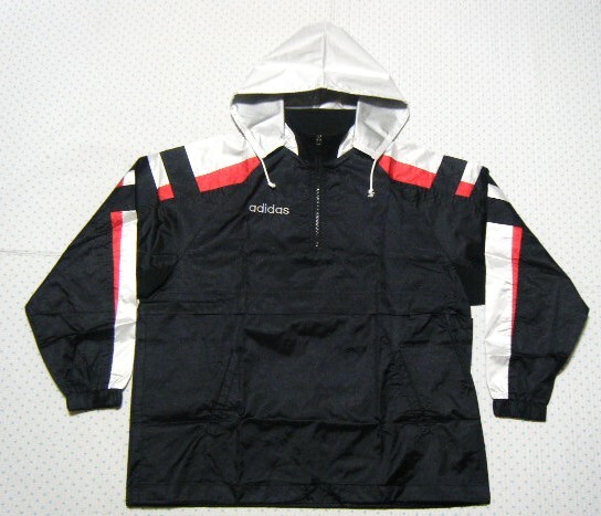 アディダス adidas/DESCENTE 汗だし用トレーニングジャケット・ピステ 黒色 サイズ M-L ハーフジップ 防風/耐水機能 @デサント製品拍卖