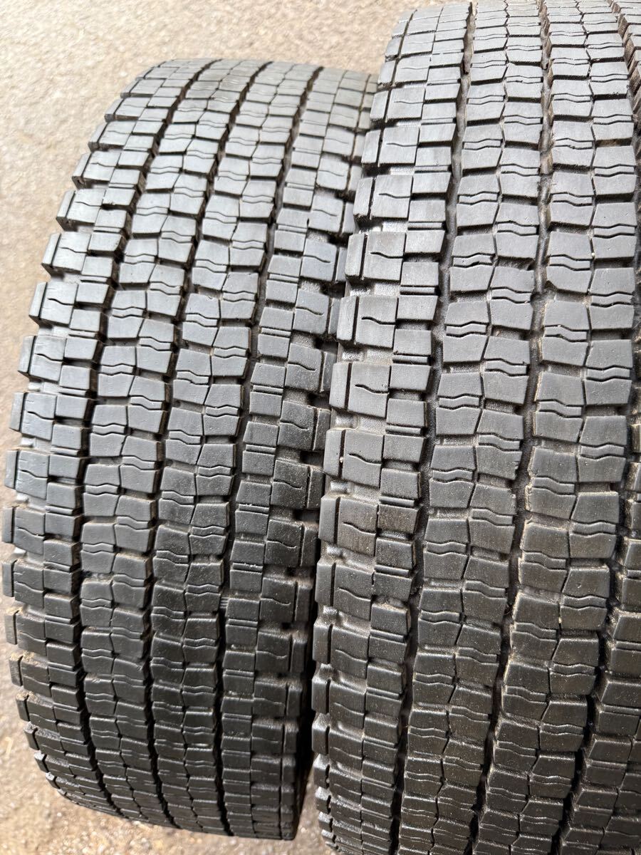 225/80R17.5 123/122 ダンロップ SP001 スタッドレス 2013年製 ひび割れがなし 10ミリ 2本拍卖