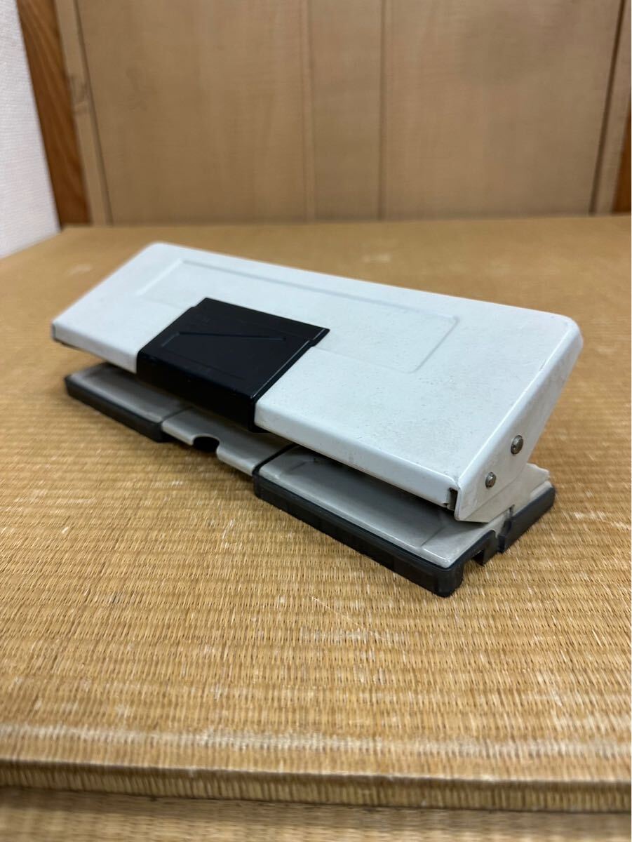 手動パンチ 4穴 ライツパンチ 穴あけ拍卖