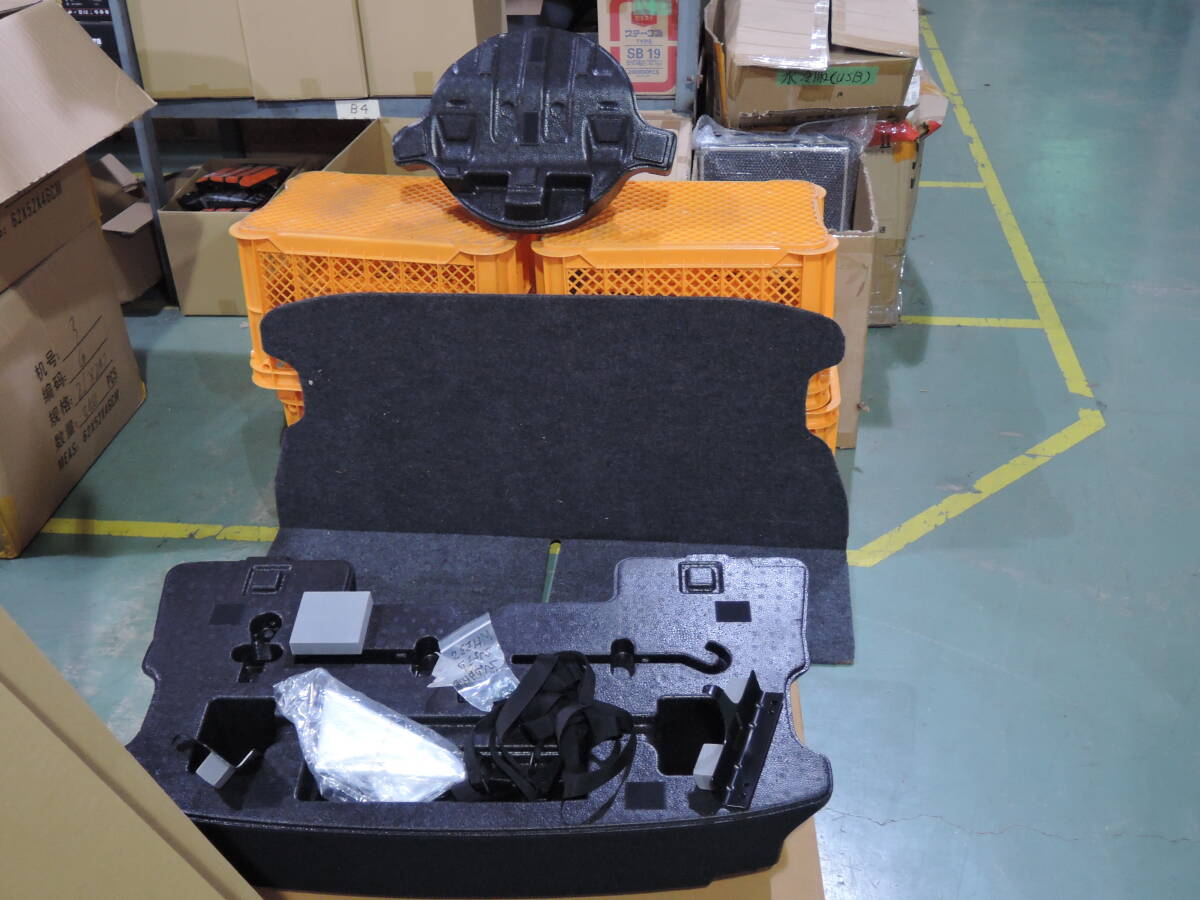 スズキ MK53S スペーシア スペアタイヤ 車載工具 ボックス ブラック 黒 ボード ラゲッジ セット ※車載工具なし※拍卖