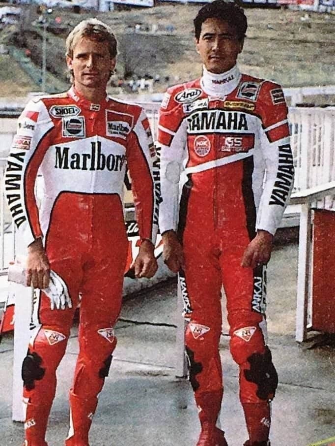 海外 送料込み 高品質 平忠彦選手 本革 MOTOGP レーシングレザースーツ サイズ各種 オーダーメイド作成可 レプリカ拍卖