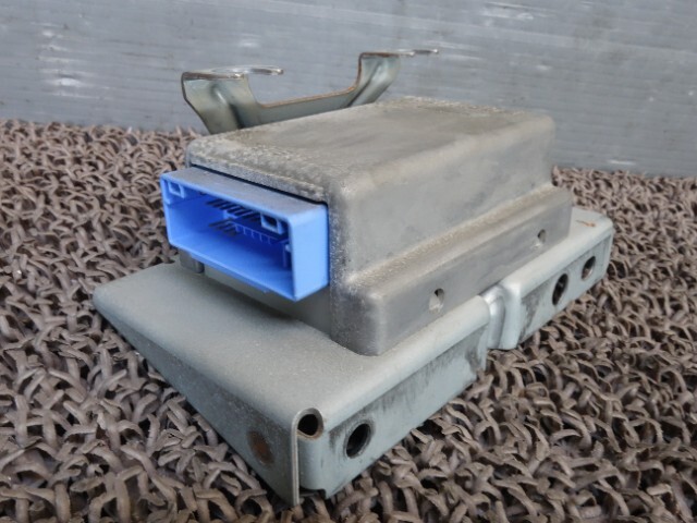 8566 マツダ ロードスター 後期 NB6C エアバッグコンピューター エアバックコンピューター拍卖