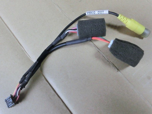 即決 トヨタ純正 NHZN-X61G NHZN-W61G NHZN-X62G用 ステアリング / VICSビーコン/ 映像出力コード拍卖