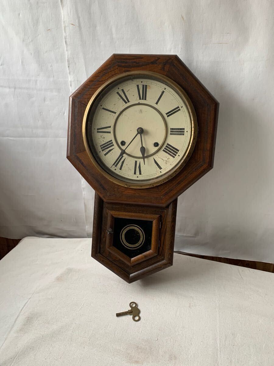 旧家蔵出し デザインが素敵なゼンマイ式振り子時計掛け時計柱時計ボンボン時計 昭和レトロアンティークビンテージコレクションインテリア拍卖