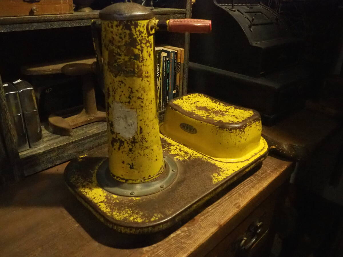 【手回し三輪車 黄】スモールキングペダルカー昭和レトロ古道具アンティーク骨董インテリア乗用玩具インダストリアル自転車ミニカー拍卖