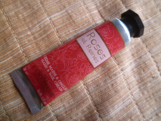 ロクシタン ローズベルベットハンド&ネイルクリーム 10ml L'OCCITANE拍卖