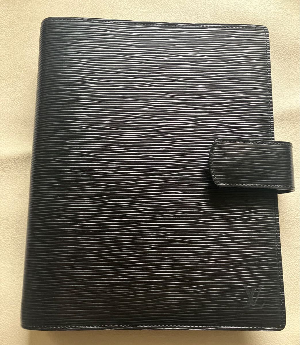 【廃盤】ルイ・ヴィトン エピ 手帳 ブラック拍卖