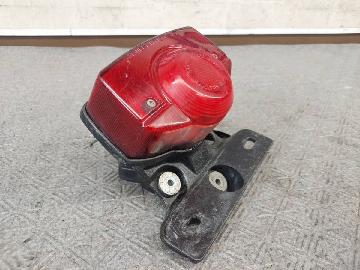 ホンダ ダックス50 DAX ST50-6346~ テールランプ 電装 割れ無し 4ミニ 6V 純正 部品 パーツ拍卖
