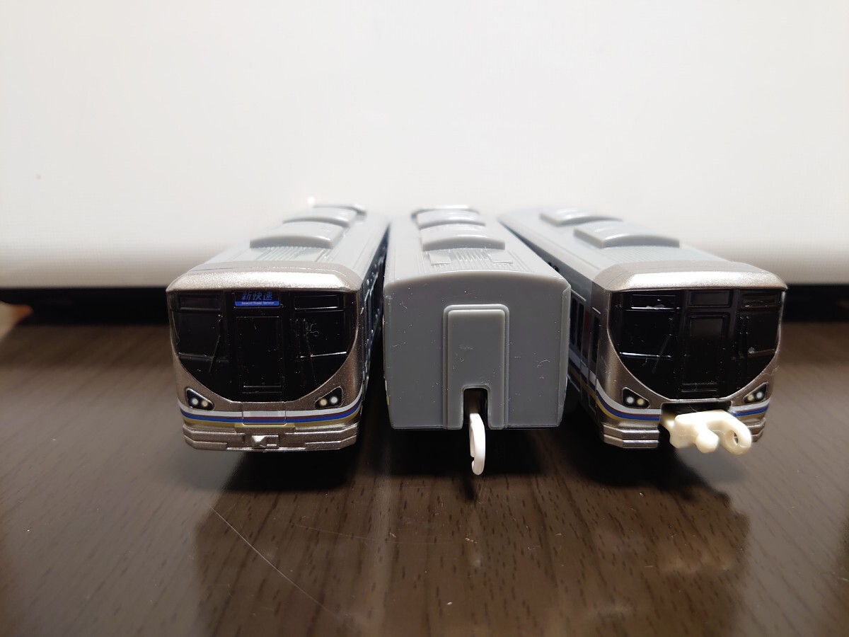 プラレール S-42 225系新快速(専用連結仕様)3両セット プラ列車カード付拍卖