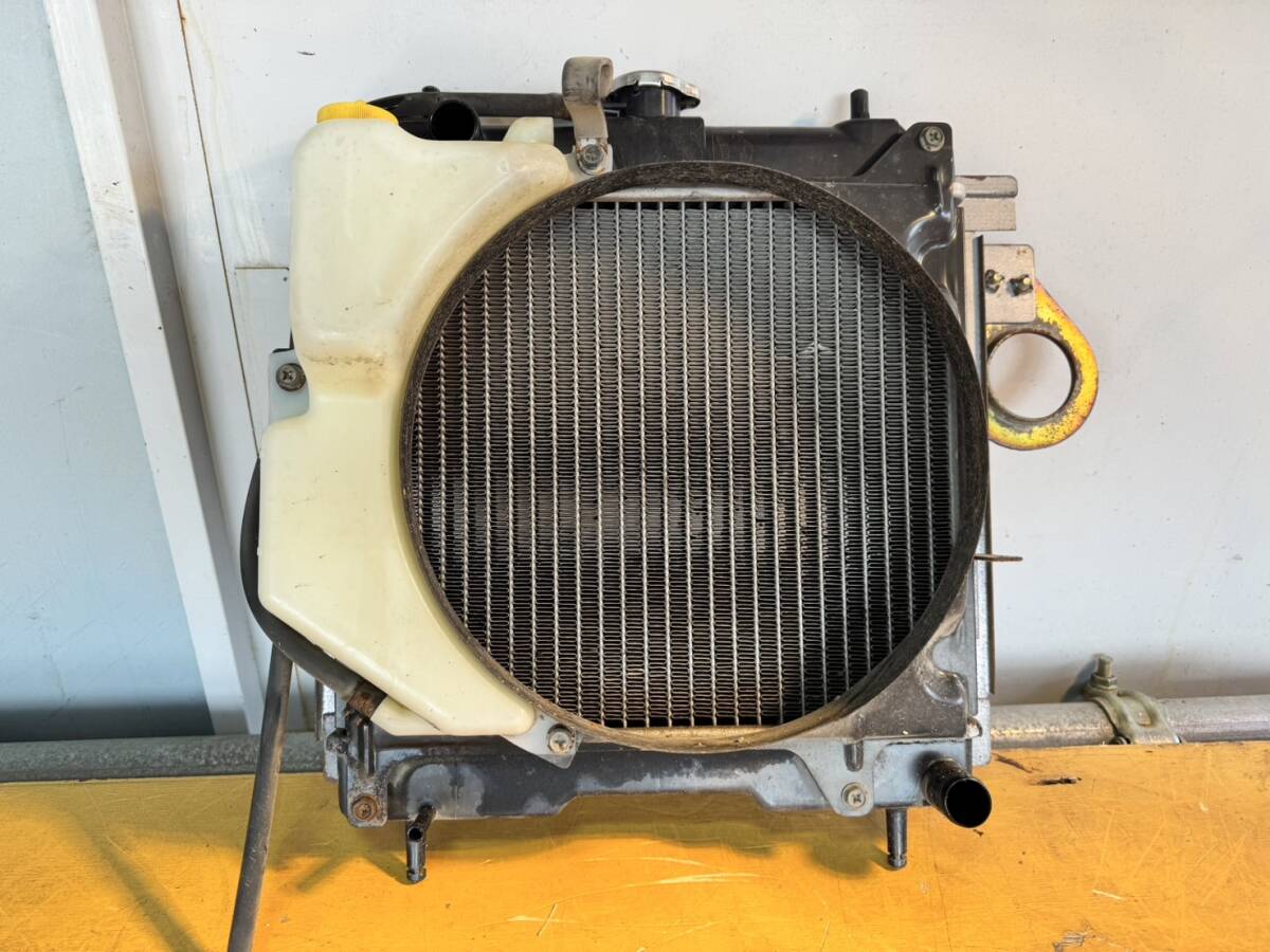 ★熊本発 クボタ コンバイン R1-11 パーツ ラジエーター★拍卖