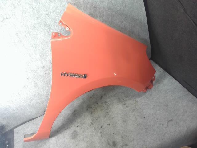 アクア DAA-NHP10 フロントフェンダー 右 G 4V7 53811-52310拍卖