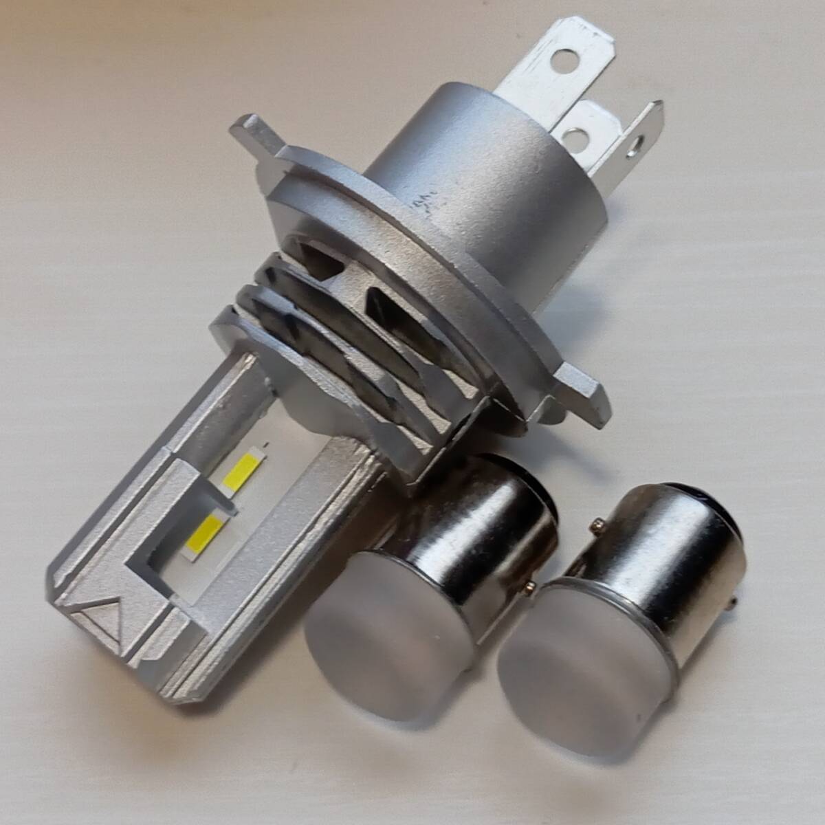 ドラッグスタークラシック EBL-VH02J LED ヘッドライト h4 Hi/Lo バルブ S25 テールランプ 3個セット ホワイト YAMAHA ヤマハ /h4z拍卖