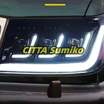 トヨタ ランドクルーザー100系 前期型 後期型 ヘッドライト LED High/Lowビーム 3眼LED オープニングモーション 流れるウインカー For Toyo拍卖