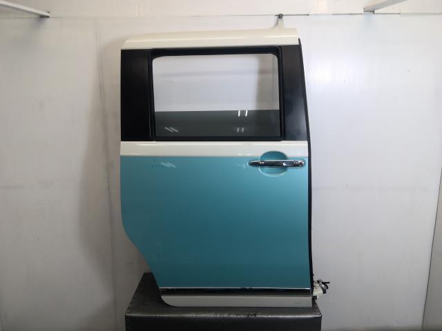 ムーヴキャンバス LA800S 右 リア ドア パネル 67003-B2301 XE7拍卖