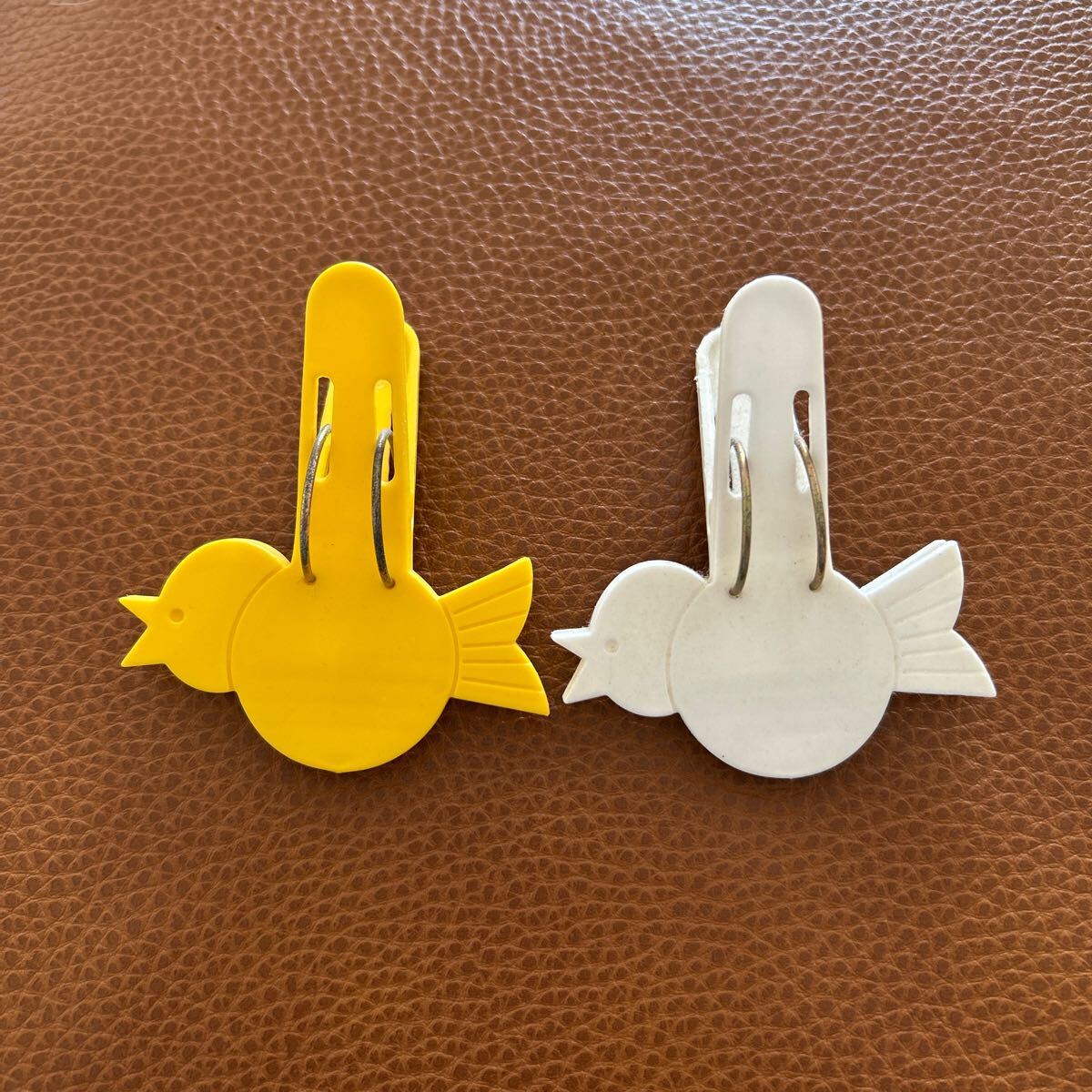 鳥 とり 鳥モチーフ クリップ 白 黄色 2個セット 値下げ拍卖