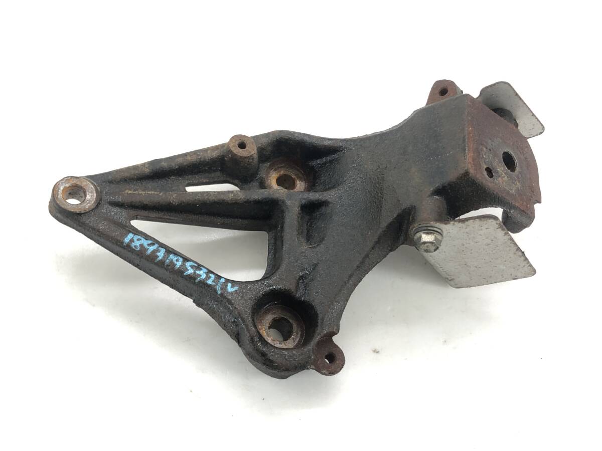 _b189319 ダイハツ ハイゼットカーゴ デラックス S321V エンジンマウントブラケット ステー KF-VE S320V S330V S331V アトレーワゴン S320G拍卖