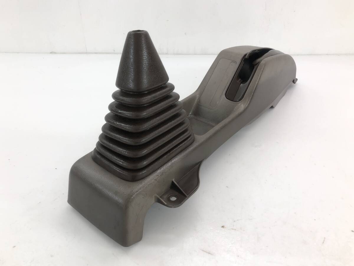 _b189723 ダイハツ ハイゼットトラック S82P センターコンソール サイドブレーキ カバー トリム 内装 LKT2 58810-87515 S80P S81P S83P拍卖