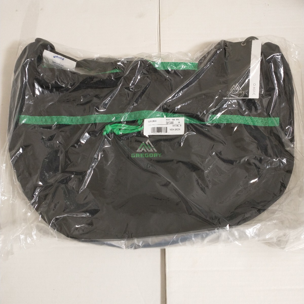 未開封新品■GREGORY グレゴリー サッチェルM ネオングリーン ショルダーバッグ拍卖