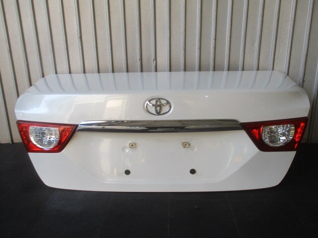 3980 DBA-GRX130 マークX トランク リッド パネル 64401-22880 22-352 【062】 平成22年8月 【個人宅配送不可拍卖