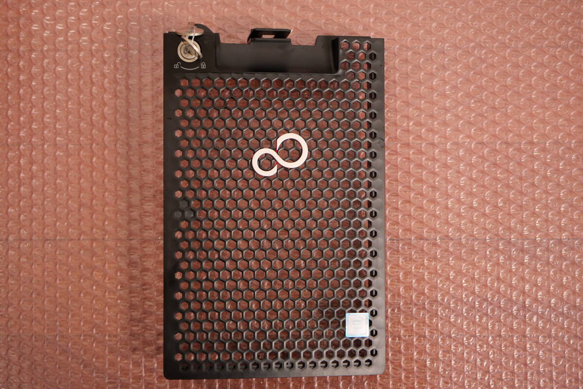 FUJITSU PRIMERGY TX1330M4 フロントカバー 下キー2個付き S563拍卖