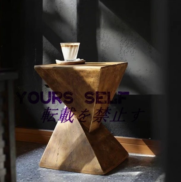 人気美品幾何学 シンプル おしゃれ サイドテーブル テーブル インテリア 屋外 屋内 防水 完成品 組立不要 コンパク拍卖
