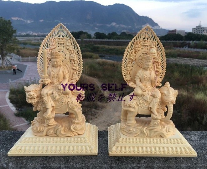 地蔵菩薩仏像 開運風水 鎮宅辟邪 木彫仏像 彫刻工芸品 家庭用仏壇供養 檜木 高約28cm拍卖