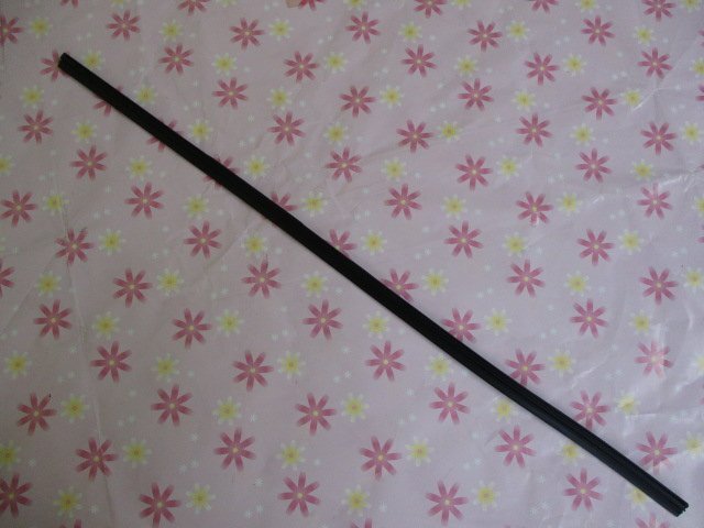 トヨタ ヴィッツ NCP13 TOYOTA VITZ / トヨタモビリティパーツ DJ ワイパーラバー ( フロント 運転席 RH ) V98NTD531 ( 6mm幅 530mm ) 1本*拍卖