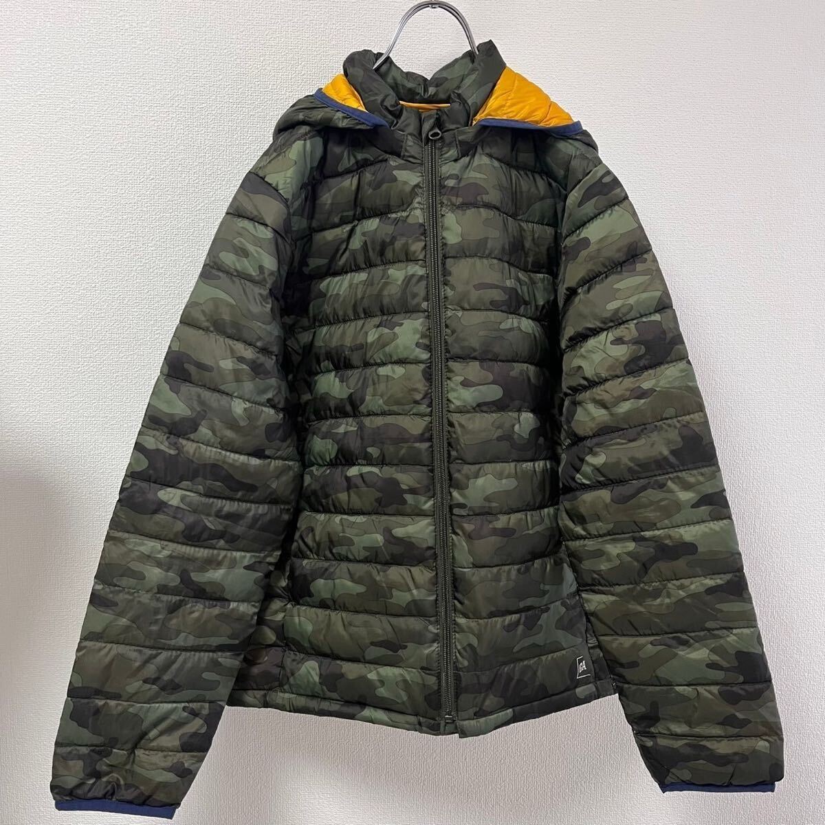 GAP KIDS ギャップキッズ 男の子 160 ライトダウンコート 迷彩柄 ジャケットカモフラ ジップアップ フード付きダウン 160 612FH拍卖