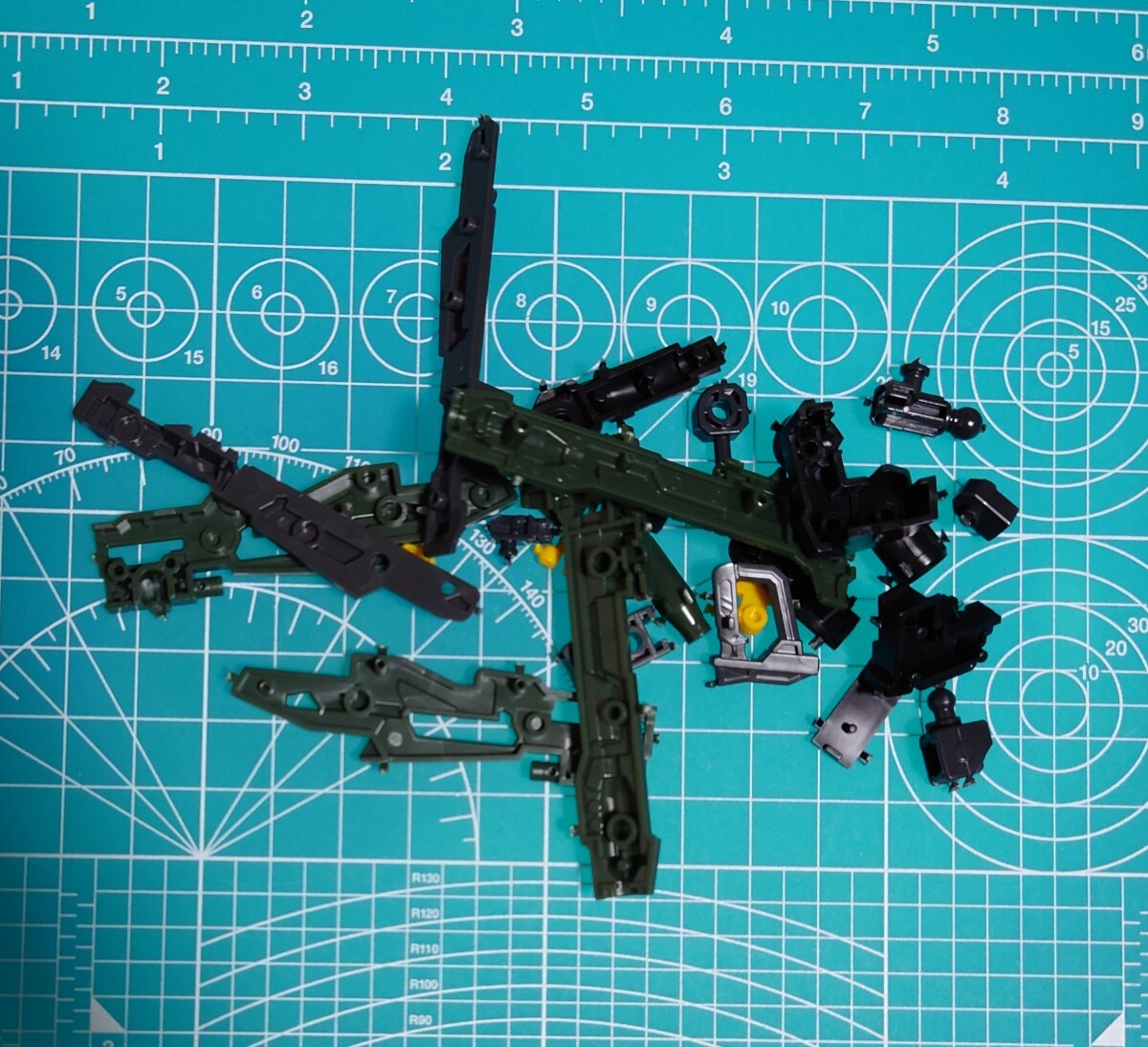 RG ランチャーストライクガンダム ランチャー部拍卖