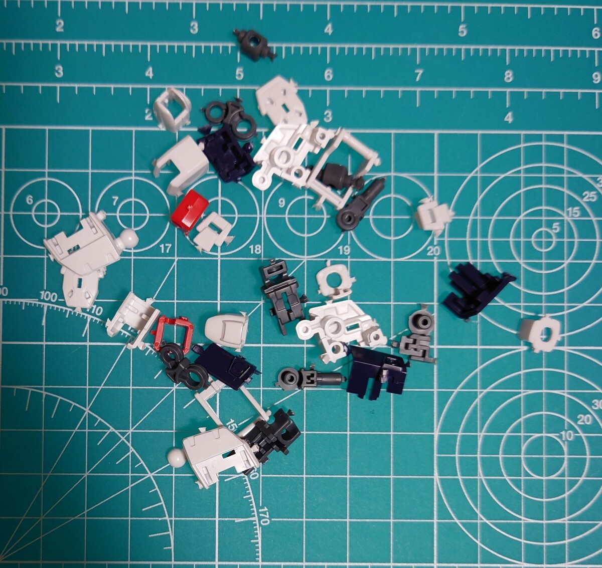 HG クロスボーンガンダム X1 腕拍卖