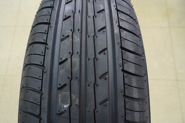 【イボ付き バリ山 中古】165/70R14 ヨコハマ ブルーアース ES32 165/70R14 23年製 1本 スペア 応急拍卖