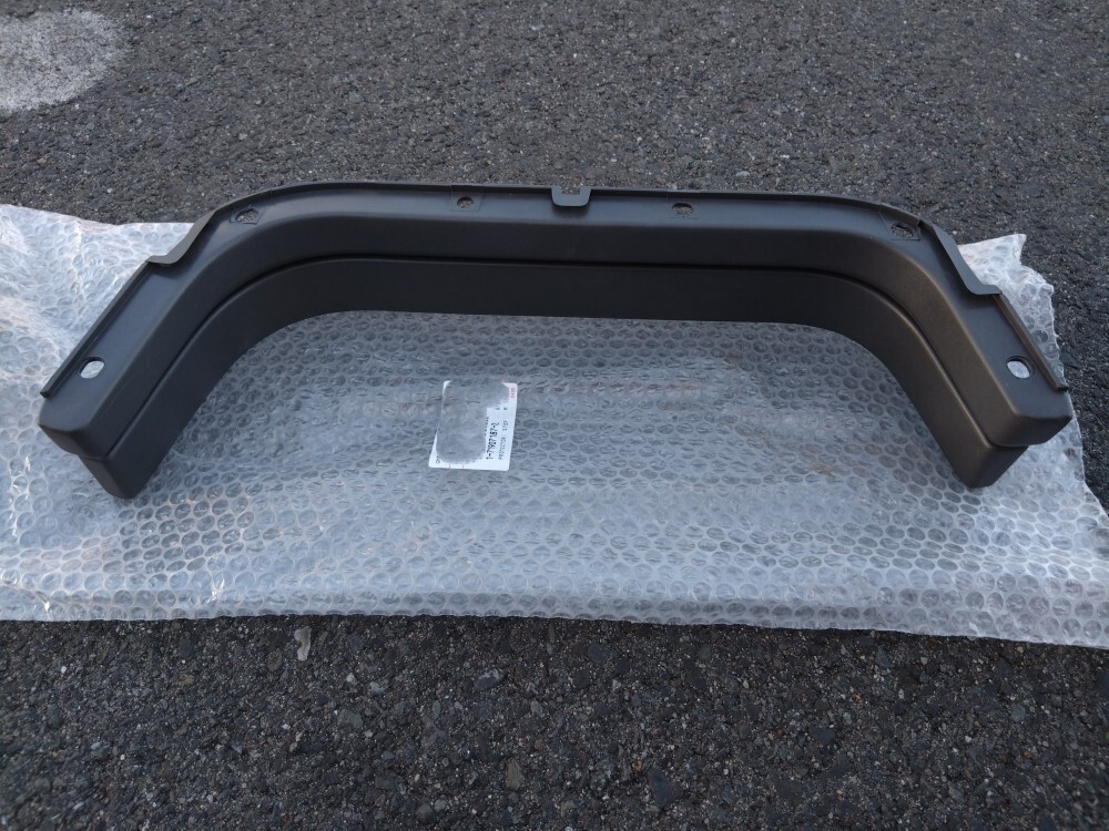 2379 いすゞ 07ギガ(H19.5~H21.4) 純正ステップパネルLH 1-71907187-2拍卖