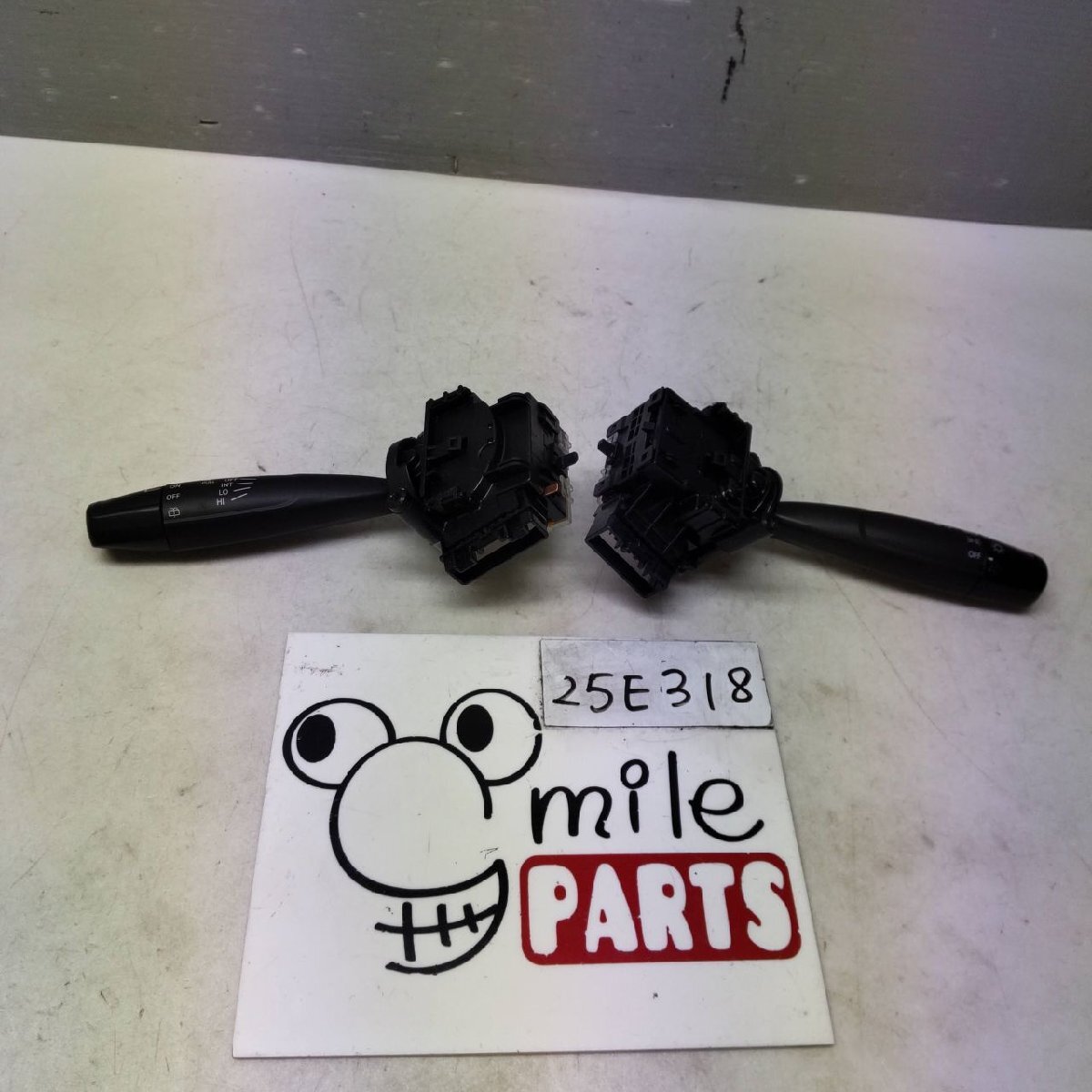 MG33S/MF33S モコ 純正 ディマースイッチ 2Z5-8-4/25E318*同梱不可拍卖