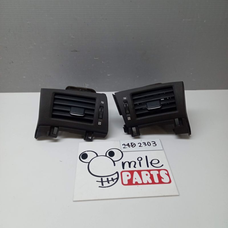 ANH25W/ANH20 アルファード 純正 運転席助手席エアコン吹出口 2Z7-6-8/24D2303*同梱不可拍卖