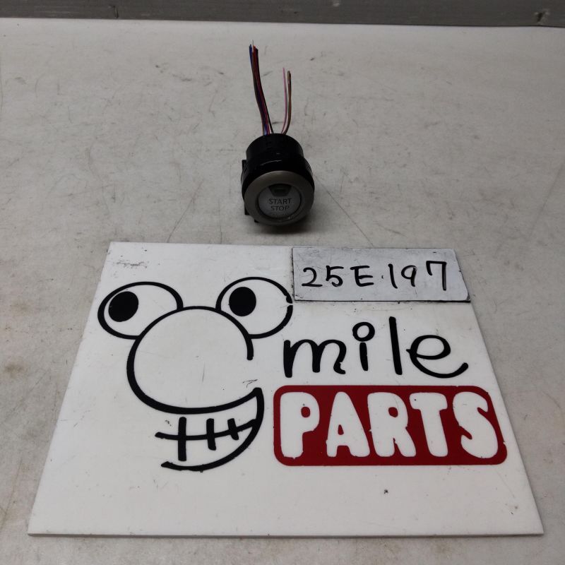 FNC26/FC26 セレナ 純正 エンジンスタートスイッチ 2Z7-20-3/25E197*同梱不可拍卖