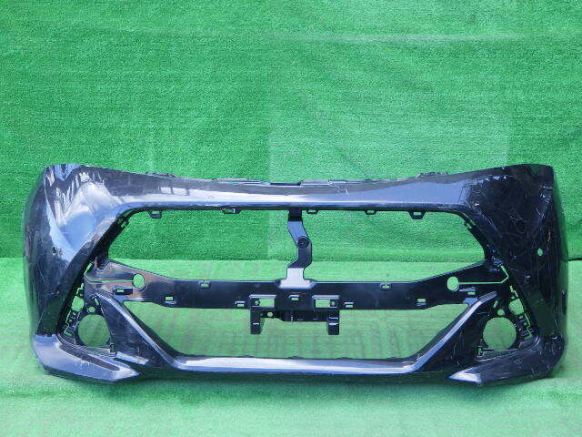 M900A M910A タンク M900S M910S トール 純正フロントバンパー 黒 52119-B1300拍卖