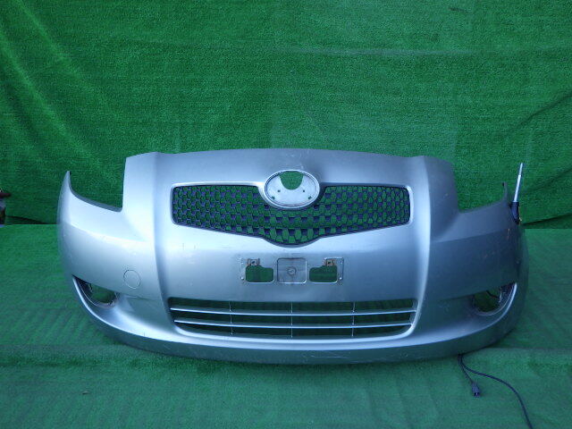 KSP90 SCP90 NCP95 NCP91 前期 ヴィッツ 純正フロントバンパー ビッツ 緑 52119-52410 おまけ コーナーポール グリル付拍卖