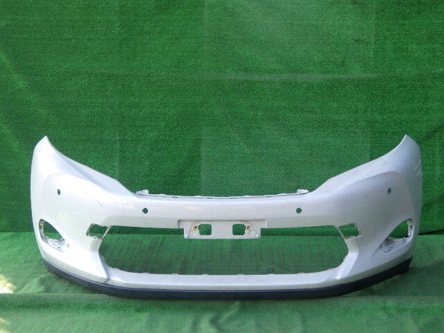 ZSU60W ZSU65W AVU65W 前期 ハリアー ハイブリッド 純正フロントバンパー 白 パール 52119-48C60 下部付拍卖