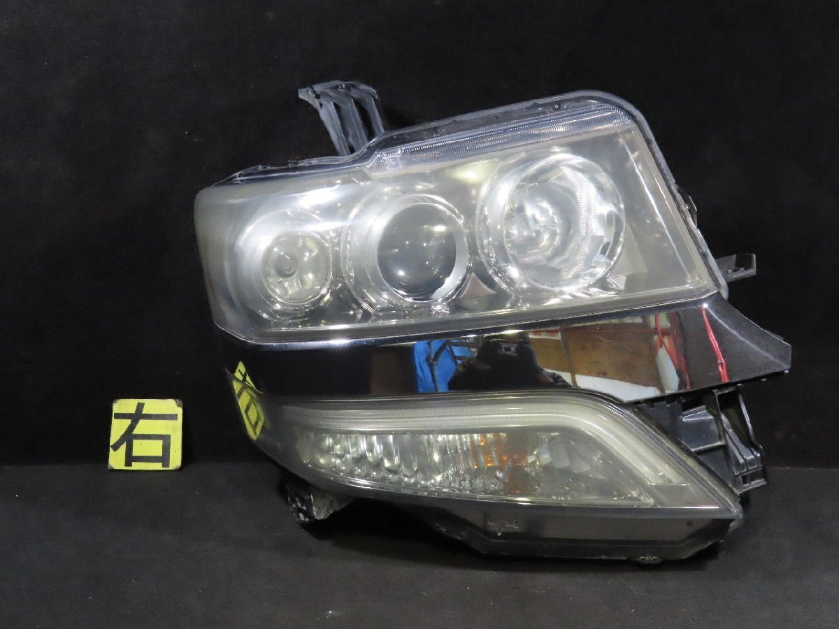 【即決! 即日発送可】N-BOX カスタムG DBA-JF1 純正 HID ★割無 ヘッド ランプ 右 レベ付 (コイト 100-62038) 検索 JF2 中古 12670拍卖