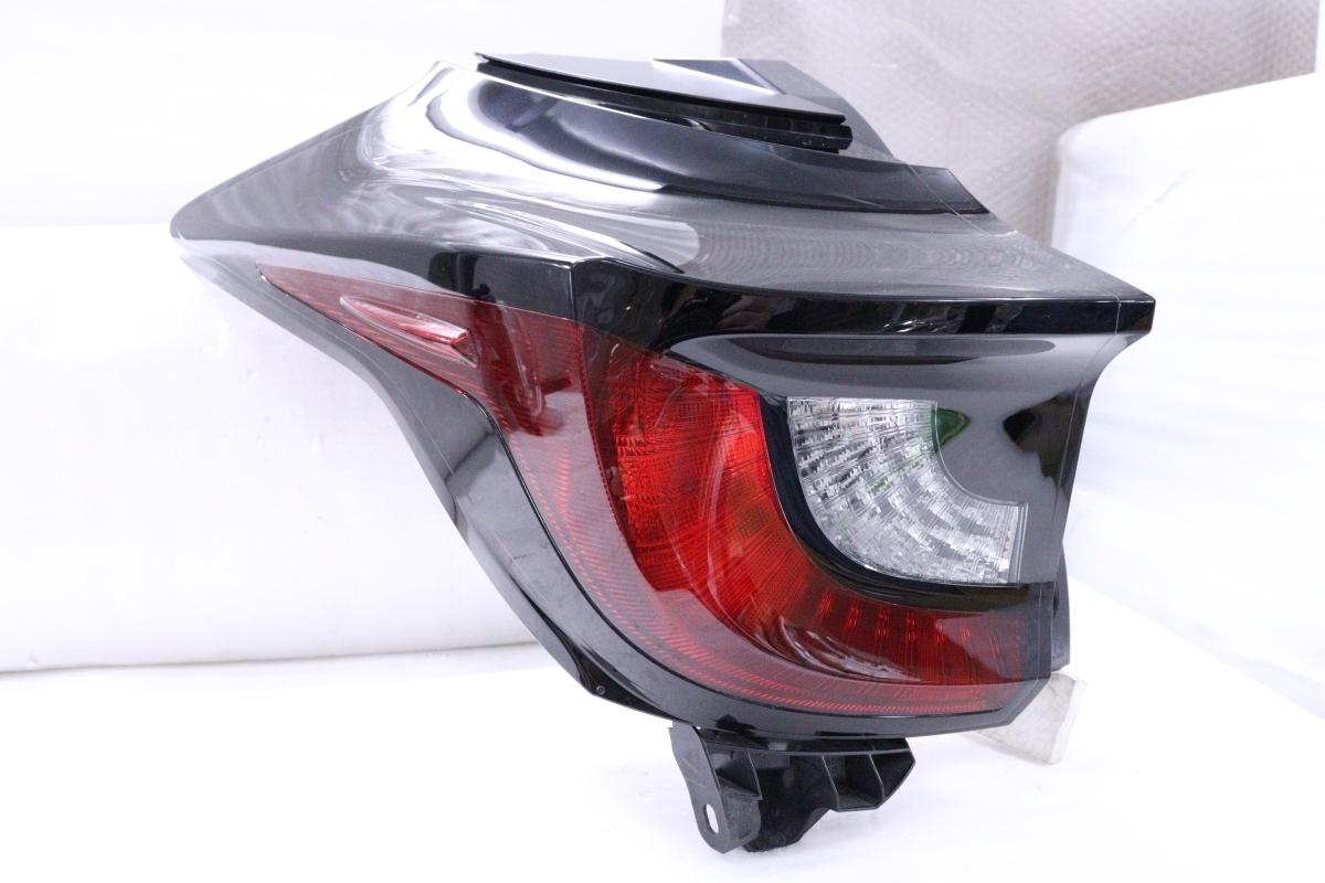 4X-1830★美品 KSP210 ヤリス★左テールライト KOITO K0-9 打刻:2L ユニット 純正★トヨタ (RO)拍卖