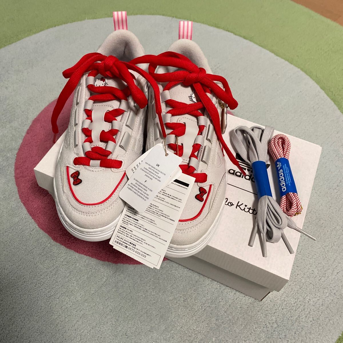 adidas アディダス スニーカー サイズ23 新品未使用品 タグ付 拍卖