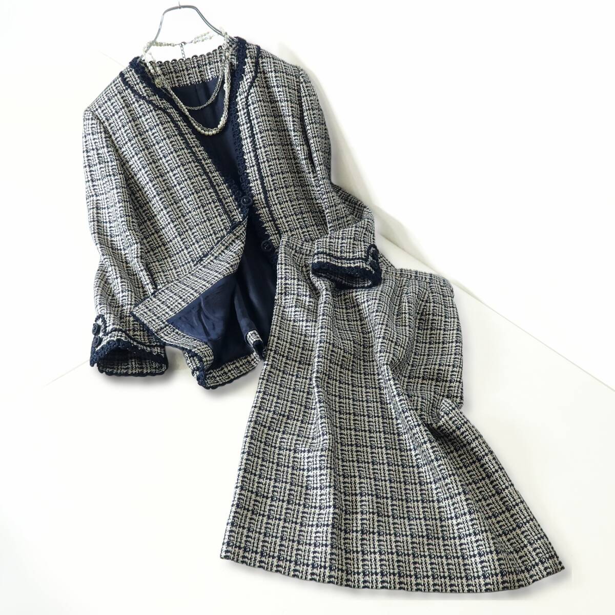 【美品・残布あり・定価13万】レリアン★大人上品!スーツ ジャケット&スカート 大きいサイズ11 千鳥格子♪シルク&ウール!濃紺系 z8935s拍卖