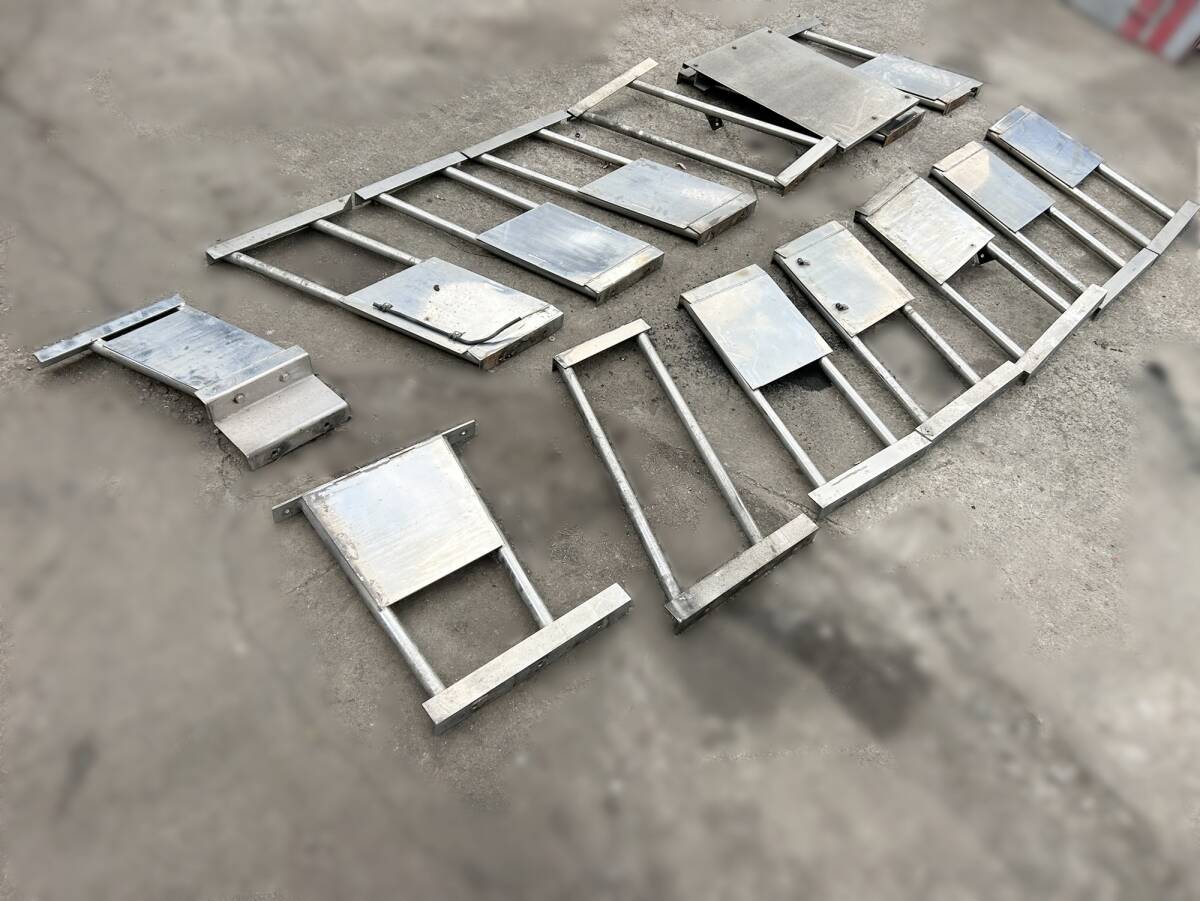 希少!大型ステンレスタンク車のサイドバンパーステー【 一本価格5000円】 拍卖