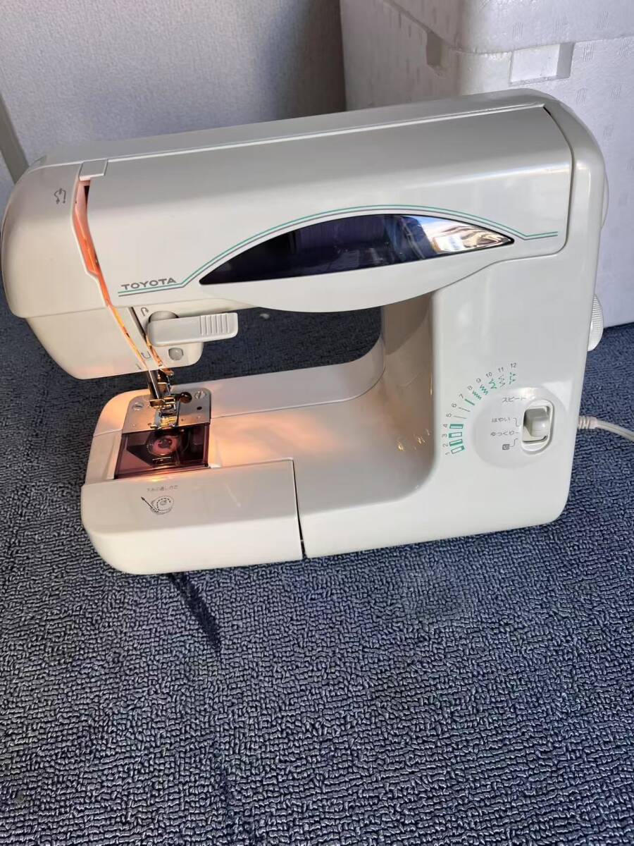 e123★TOYOTA EA 110 ミシン★拍卖