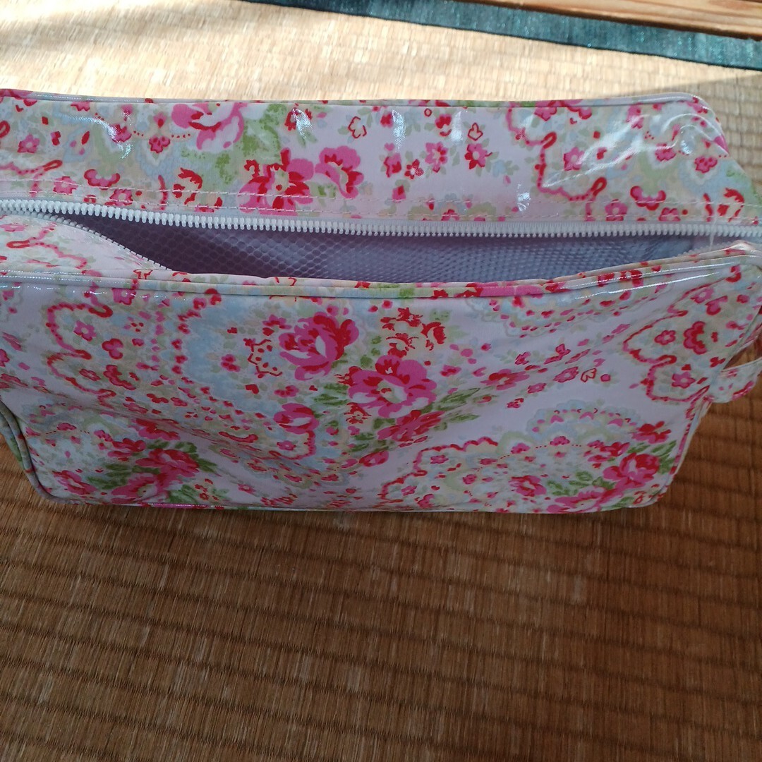 Cath Kidston キャス・キッドソン クラッチバック 花柄拍卖