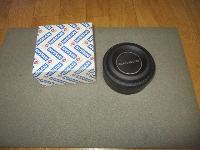 希少ニスモ・当時物・ダットサンコンペ ステアリング・ホーンボタン・パット 未使用 デッドストック ダッツンハコスカケンメリS30Z510拍卖