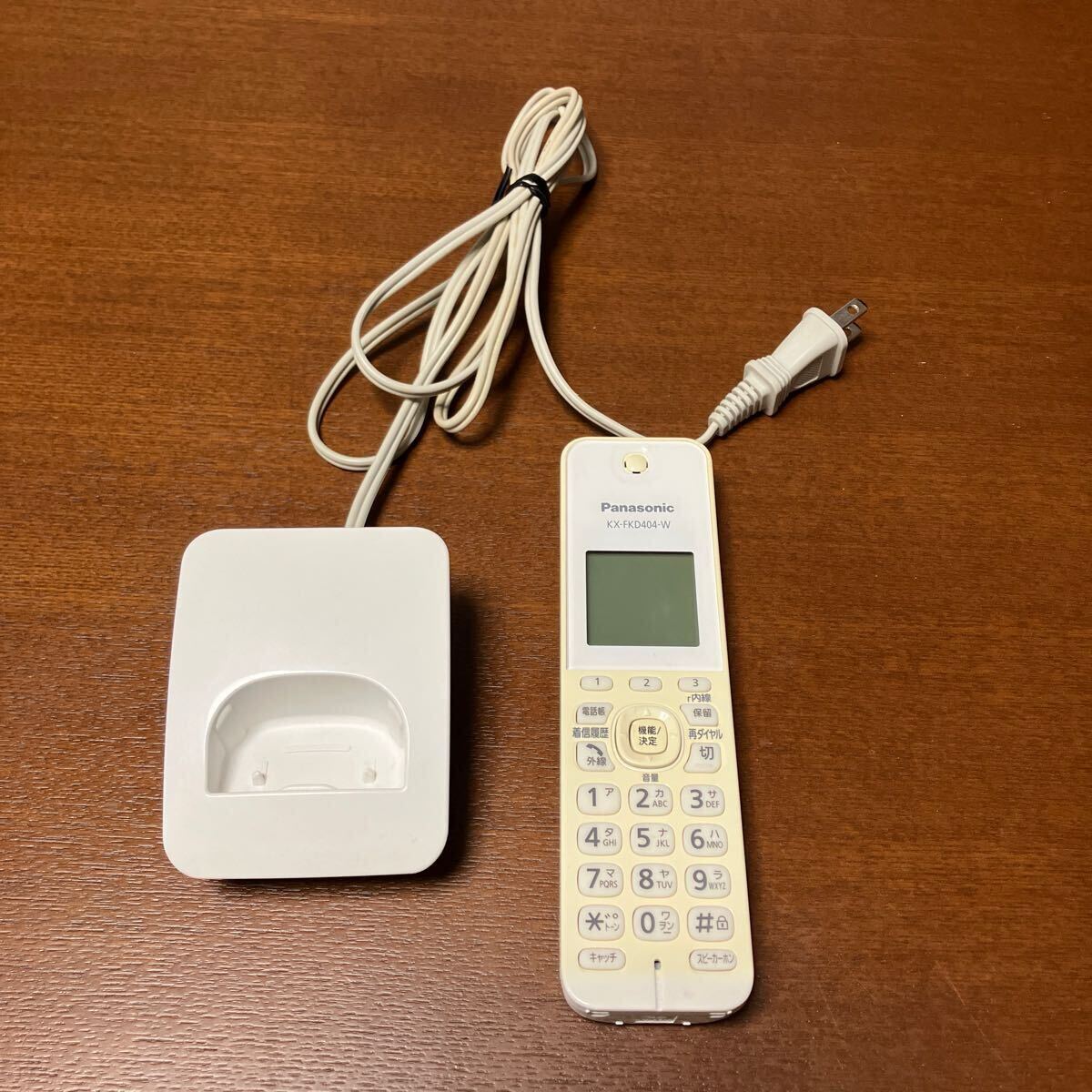 難あり 日焼けあり 中古品 Panasonic パナソニック 子機 KX-FKD404-W拍卖