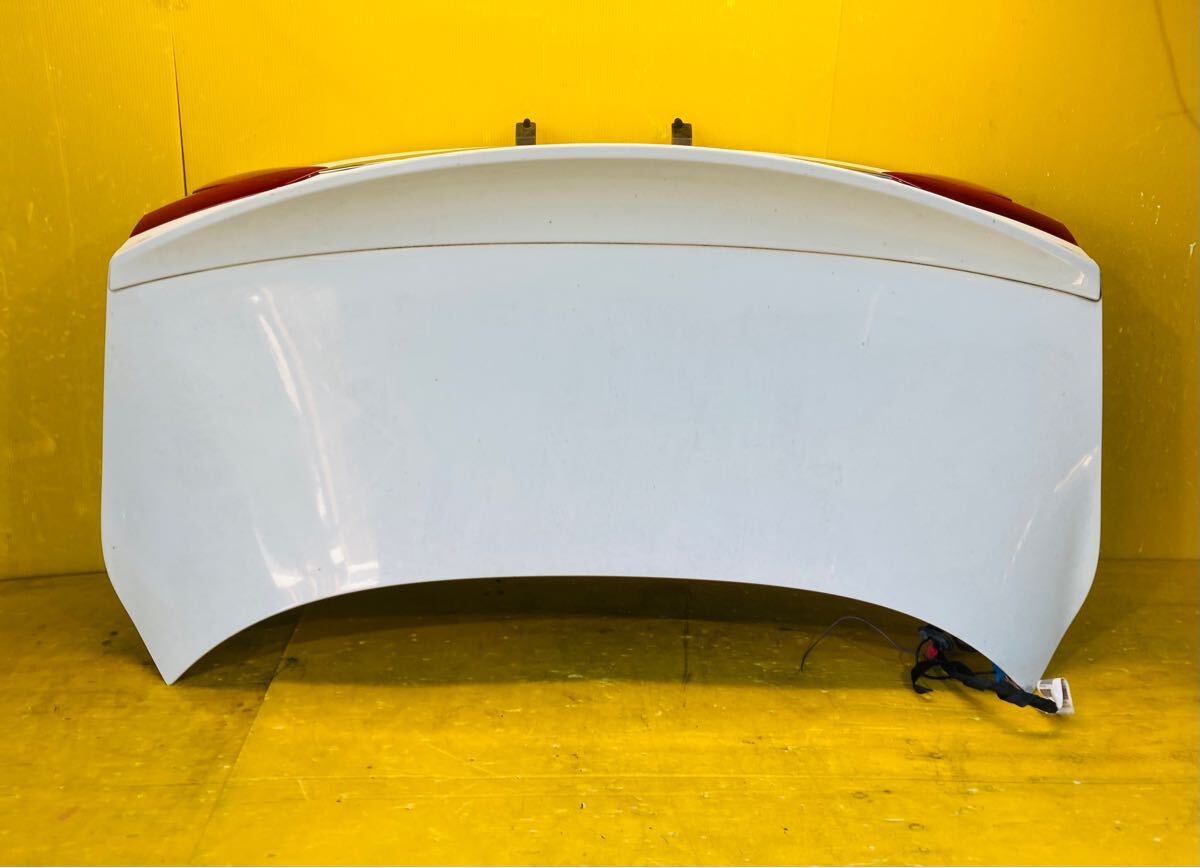 (43052) マセラティ グランドトゥーリズモ MMCS MCストラダーレ バックドアー カラー白色 送料はお問い合わせください拍卖